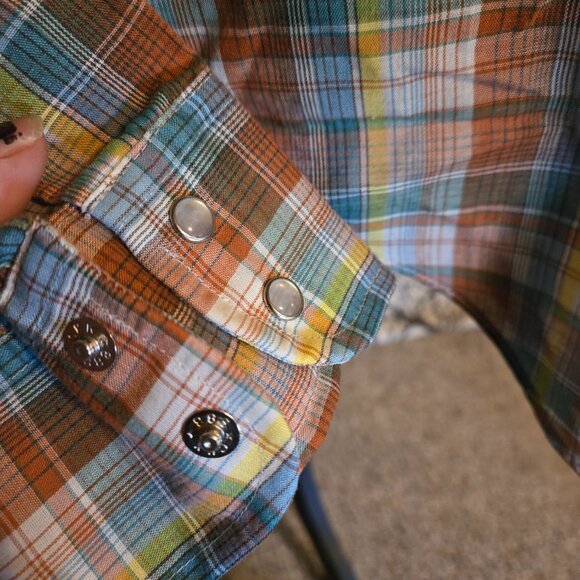 Last Chance! VINTAGE - JC Penny plaid cotton snap-up shirt - Picture 5 of 10